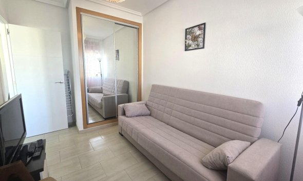 Revente - Apartment -
Torrevieja - Centro