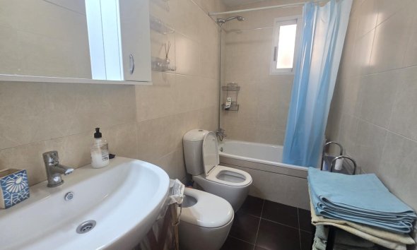 Revente - Apartment -
Torrevieja - Centro