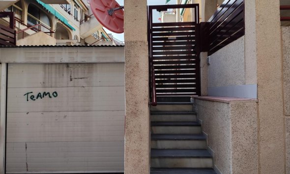 Revente - Apartment -
Torrevieja - Acequion