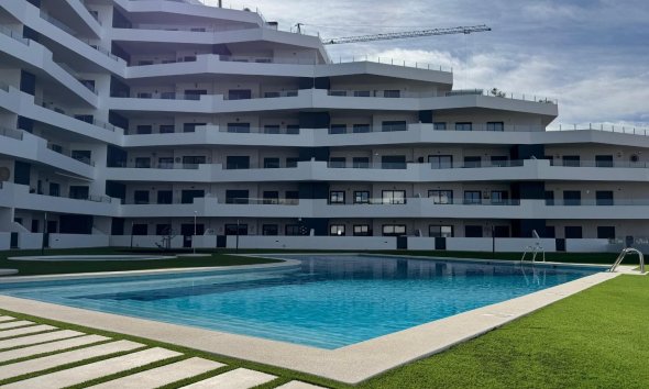 Revente - Apartment -
Orihuela Costa - Costa Blanca