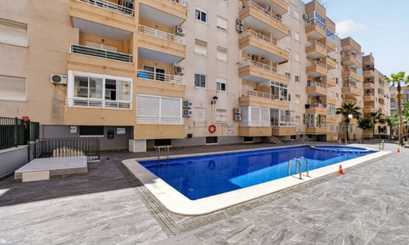 Revente - Apartment -
Torrevieja - Costa Blanca