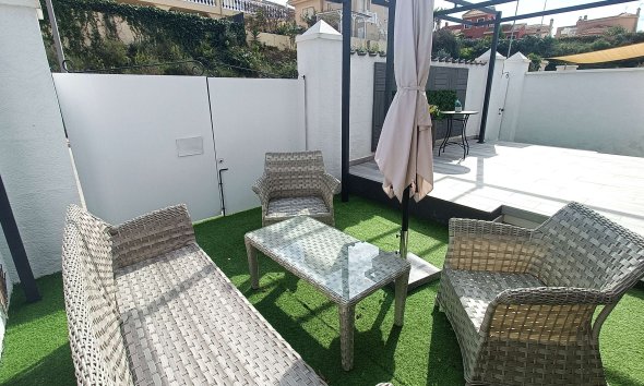 Revente - Villa -
Rojales - Inland