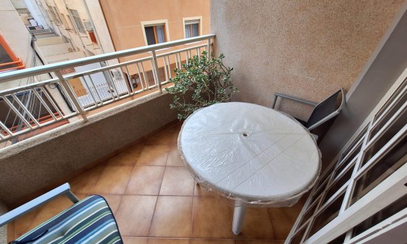 Revente - Apartment -
Torrevieja - Playa de los Locos