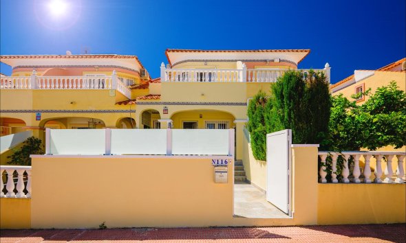 Reventa - Town House -
Orihuela Costa - Las Filipinas