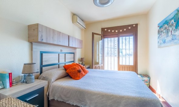 Reventa - Town House -
Torrevieja - Nueva Torrevieja