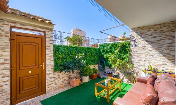 Reventa - Town House -
Torrevieja - Nueva Torrevieja