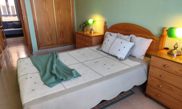 Revente - Apartment -
Torrevieja - Centro