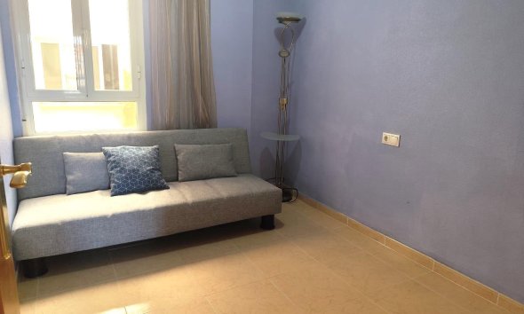 Revente - Apartment -
Torrevieja - Centro