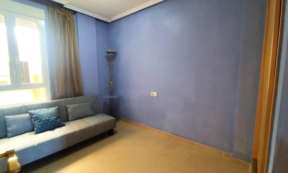 Revente - Apartment -
Torrevieja - Centro
