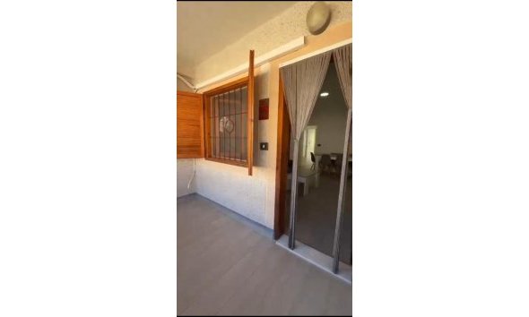 Revente - Apartment -
Torrevieja - Acequion