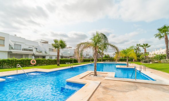 Reventa - Bungalow -
Vistabella Golf Entre Naranjos - Inland