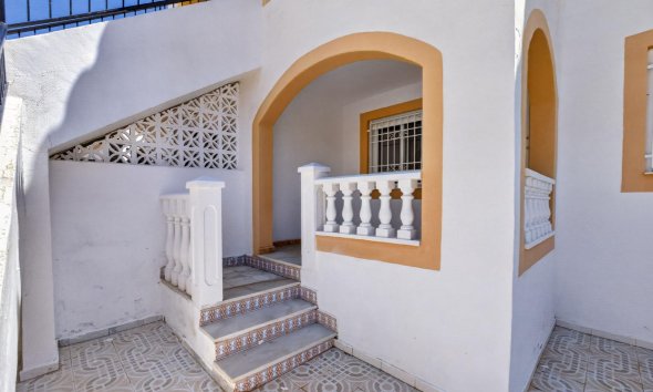 Revente - Apartment -
Torrevieja - El Limonar