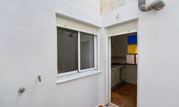 Revente - Apartment -
Torrevieja - El Limonar