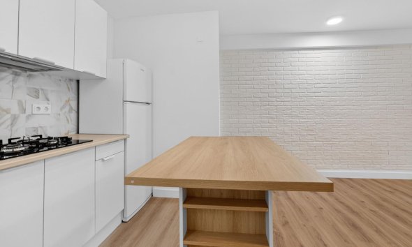 Revente - Apartment -
Torrevieja - Centro