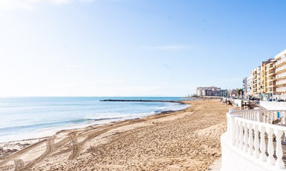 Nouvelle construction - Villa -
Torrevieja - Lago Jardín II