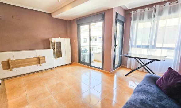 Revente - Apartment -
Torrevieja - Parque de las Naciones
