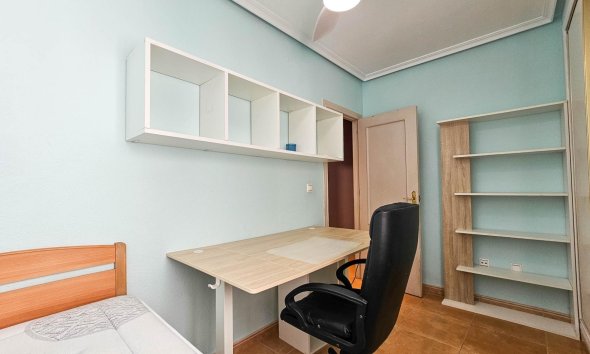 Revente - Apartment -
Torrevieja - Parque de las Naciones