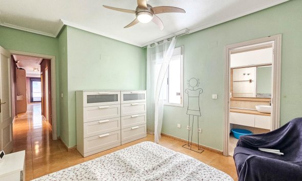 Revente - Apartment -
Torrevieja - Parque de las Naciones