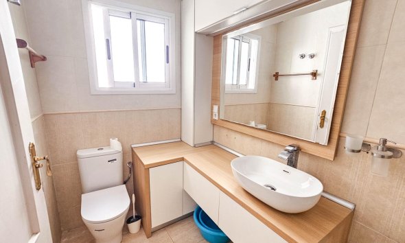 Revente - Apartment -
Torrevieja - Parque de las Naciones