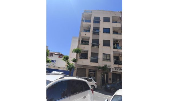 Revente - Apartment -
Torrevieja - Parque de las Naciones