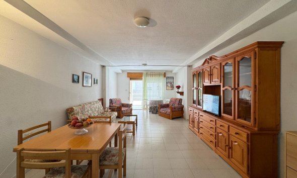 Revente - Apartment -
Torrevieja - Centro
