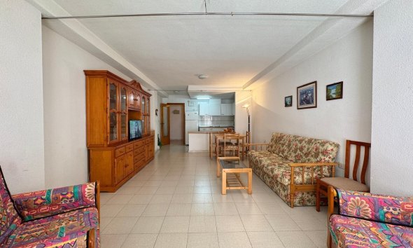 Revente - Apartment -
Torrevieja - Centro