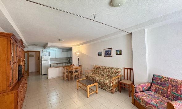 Revente - Apartment -
Torrevieja - Centro