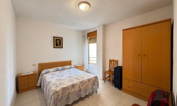 Revente - Apartment -
Torrevieja - Centro