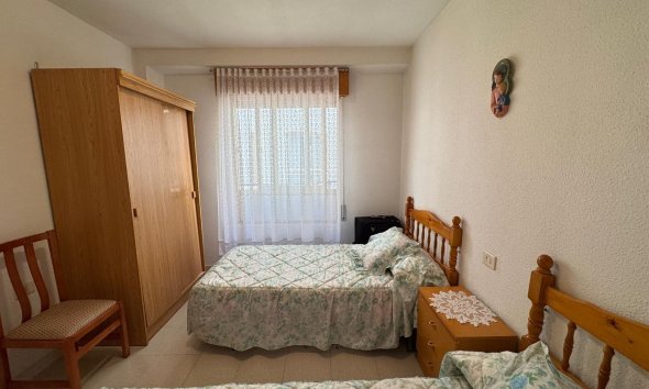 Revente - Apartment -
Torrevieja - Centro