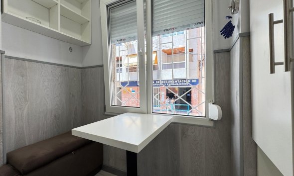 Revente - Apartment -
Torrevieja - Playa del Cura
