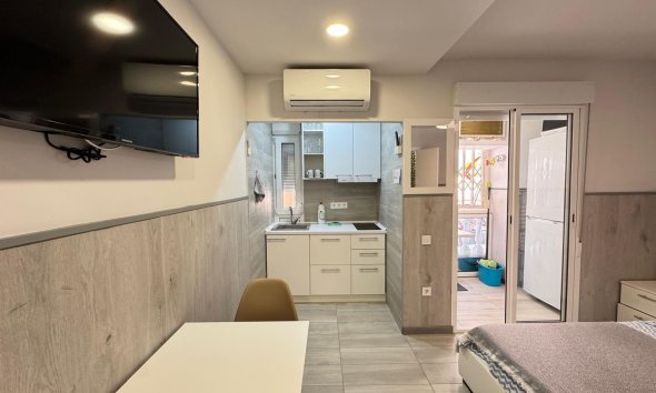 Revente - Apartment -
Torrevieja - Playa del Cura