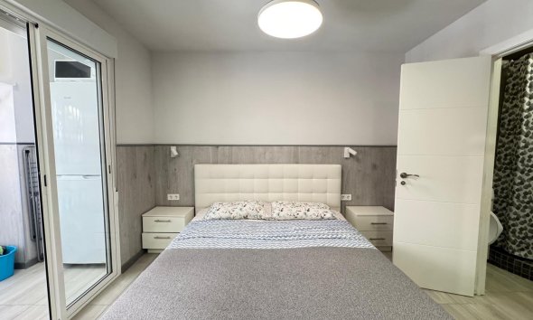 Revente - Apartment -
Torrevieja - Playa del Cura