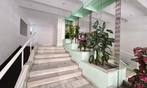 Revente - Apartment -
Torrevieja - Playa del Cura