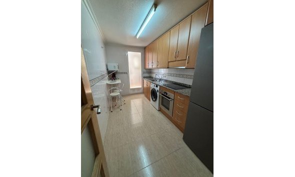 Revente - Apartment -
Torrevieja - Centro