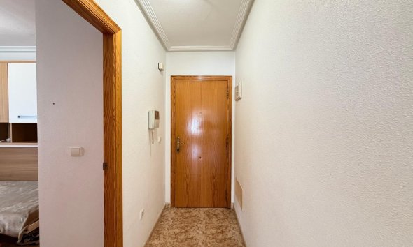 Revente - Apartment -
Torrevieja - Playa del Cura