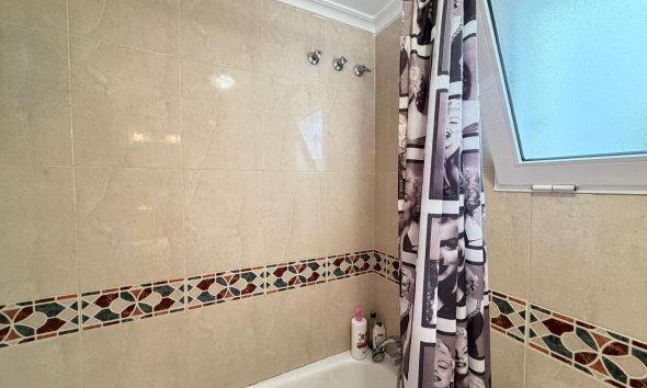 Revente - Apartment -
Torrevieja - Playa del Cura
