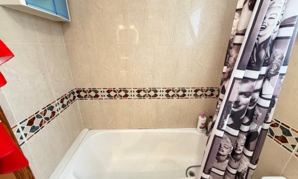 Revente - Apartment -
Torrevieja - Playa del Cura