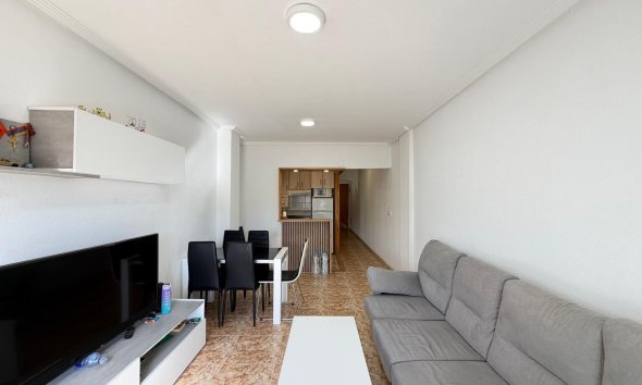 Revente - Apartment -
Torrevieja - Playa del Cura