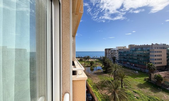 Revente - Apartment -
Torrevieja - Playa del Cura