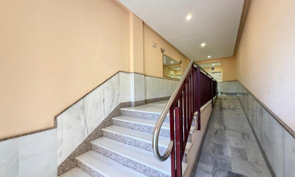 Revente - Apartment -
Torrevieja - Playa del Cura
