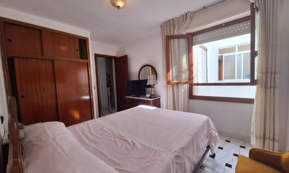Revente - Apartment -
Torrevieja - Acequion