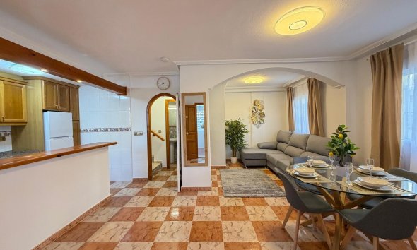 Reventa - Town House -
Orihuela Costa - Las Filipinas