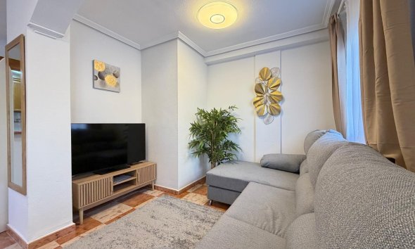 Reventa - Town House -
Orihuela Costa - Las Filipinas