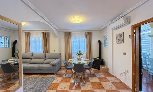 Reventa - Town House -
Orihuela Costa - Las Filipinas