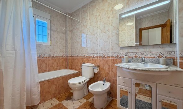 Reventa - Town House -
Orihuela Costa - Las Filipinas