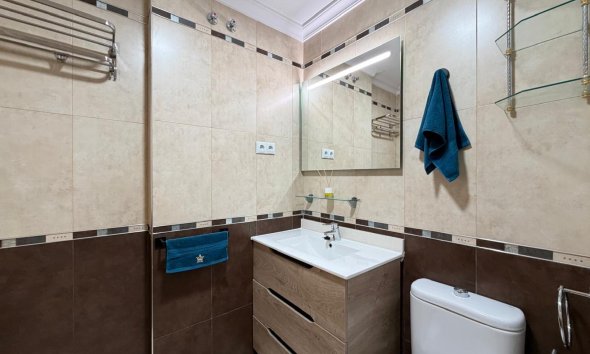 Revente - Apartment -
Torrevieja - Playa del Cura