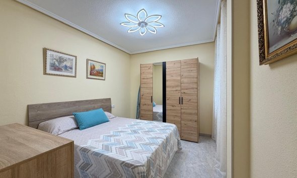 Revente - Apartment -
Torrevieja - Playa del Cura