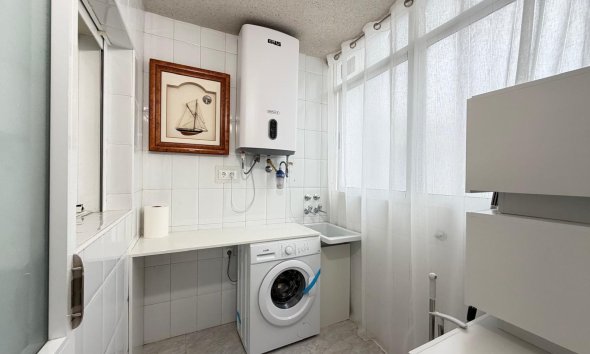 Revente - Apartment -
Torrevieja - Playa del Cura