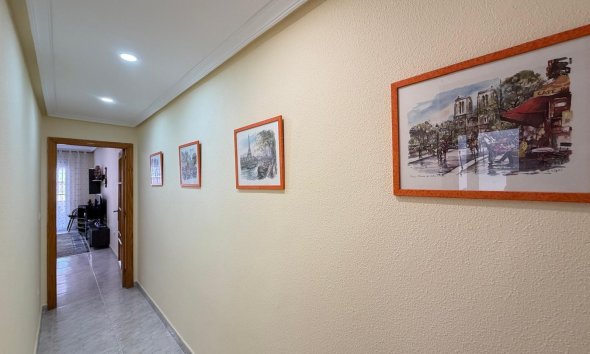 Revente - Apartment -
Torrevieja - Playa del Cura