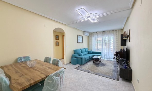 Revente - Apartment -
Torrevieja - Playa del Cura